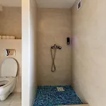 بيت شباب U Areny *