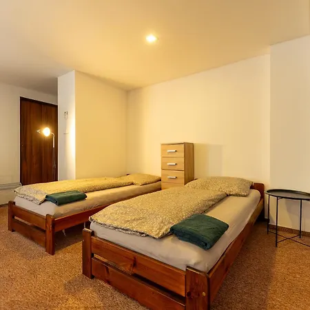 Hostel U Arény