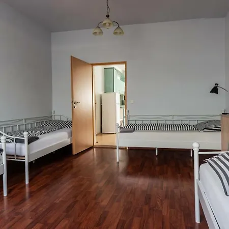 U Arény Hostel *