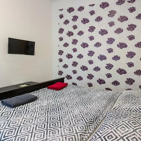 U Arény Hostel *